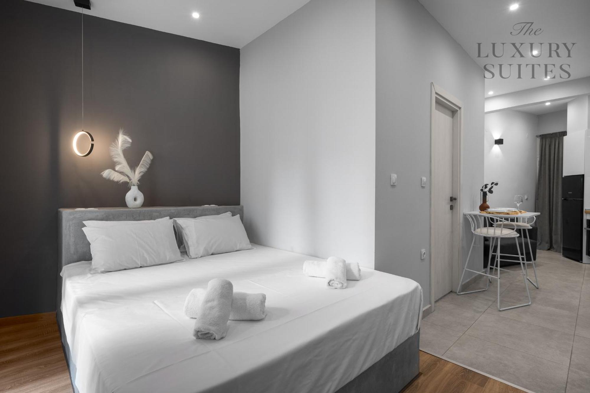 Mavili, The Luxury Suites Салоники Экстерьер фото
